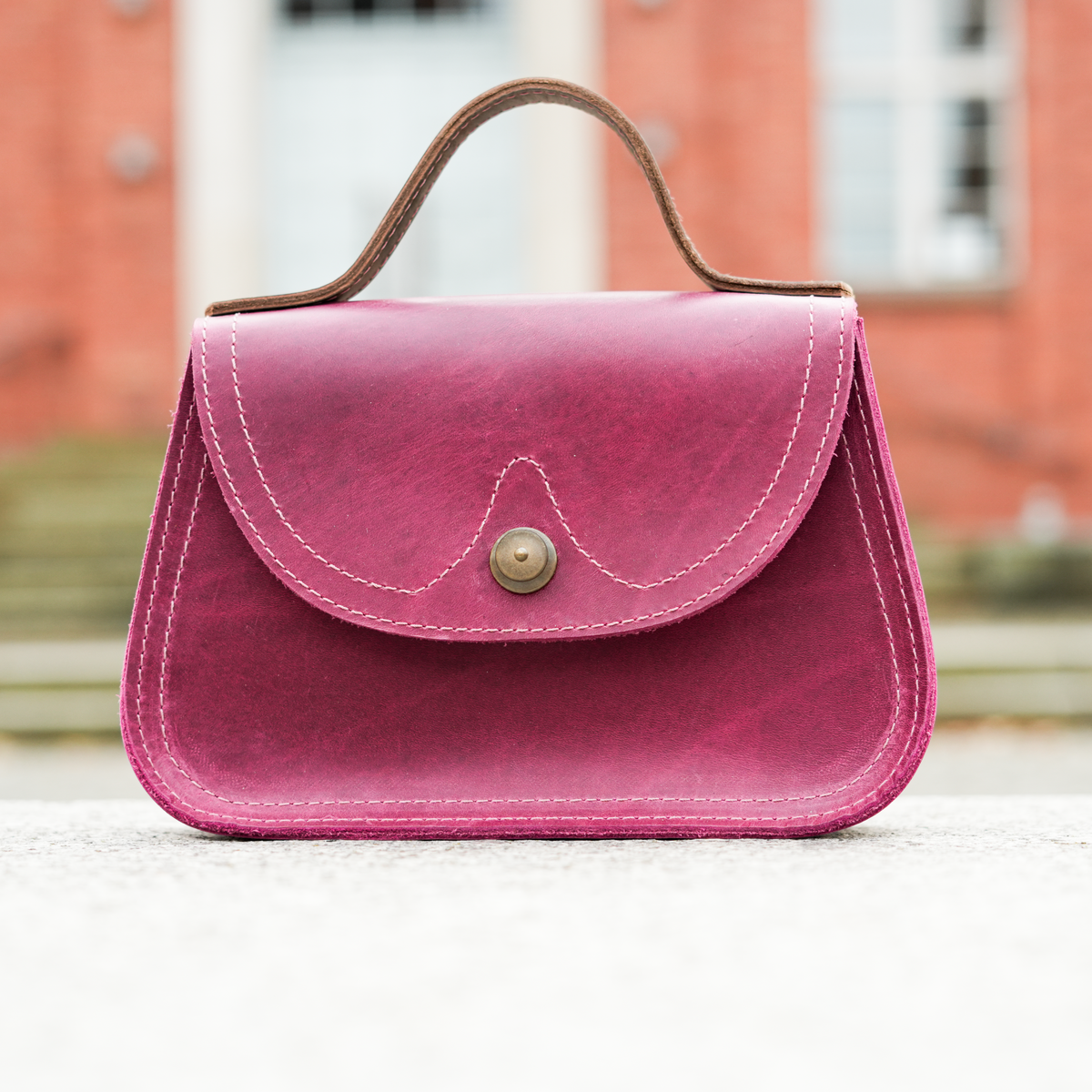 Kleine Leder Umhängetasche mit Griff – handgefertigte Damen Crossbody Tasche