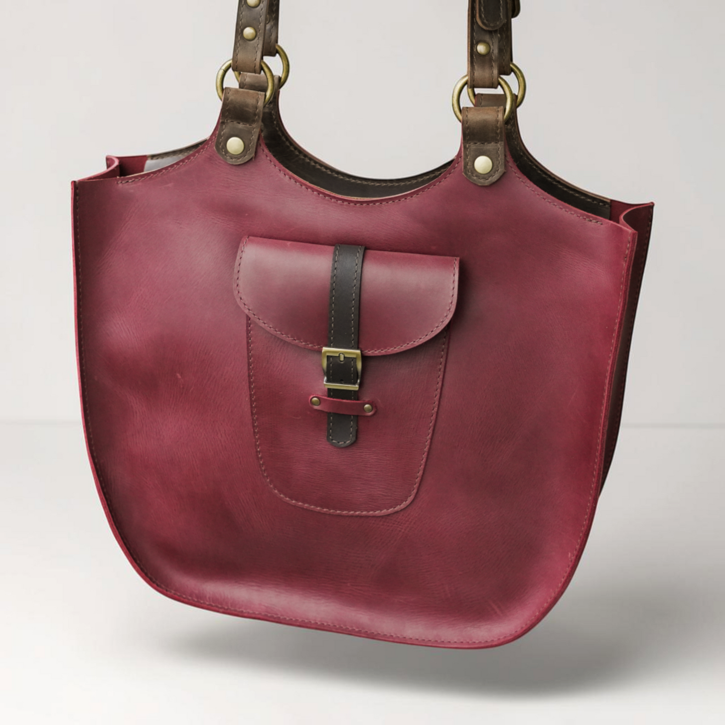 Tote Bag Damen aus Leder handgemacht mit Fronttasche und verstellbaren Henkeln