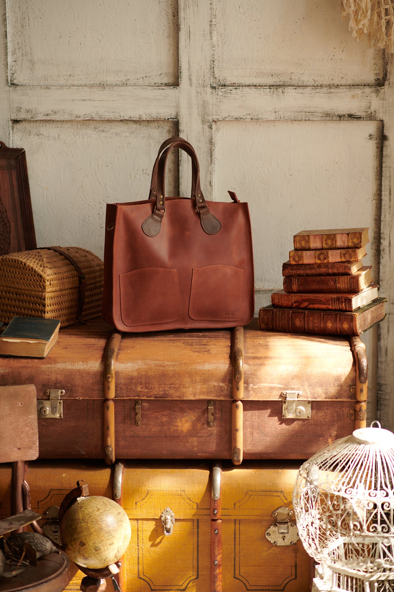 _Handgefertigter Leder-shopper mit Zubehörtasche (Necessaire)
