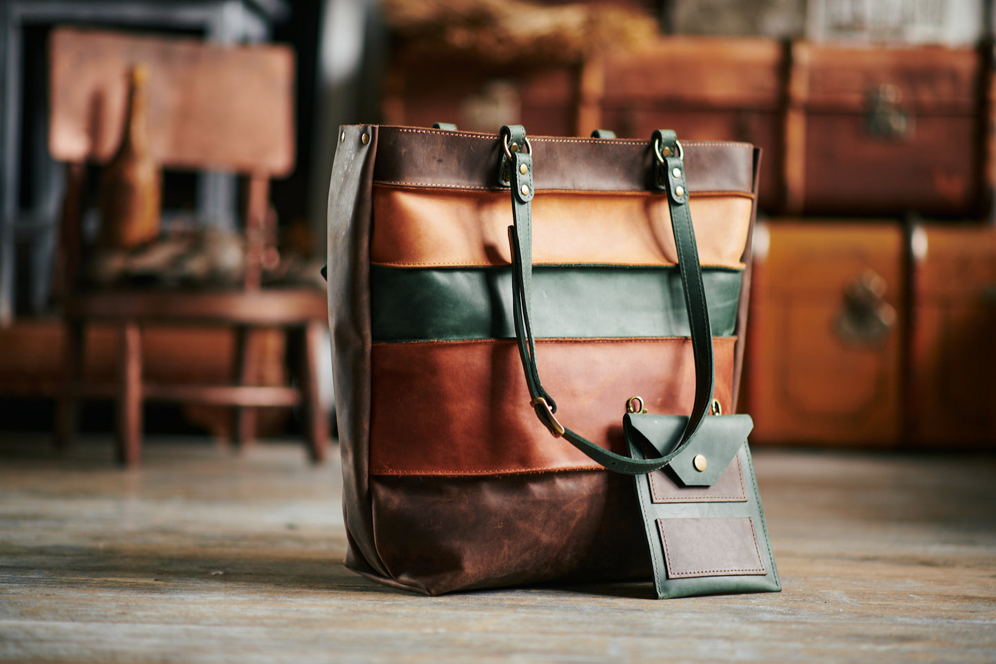 _Große und stilvolle handgefertigte Ledertasche mit Organizer