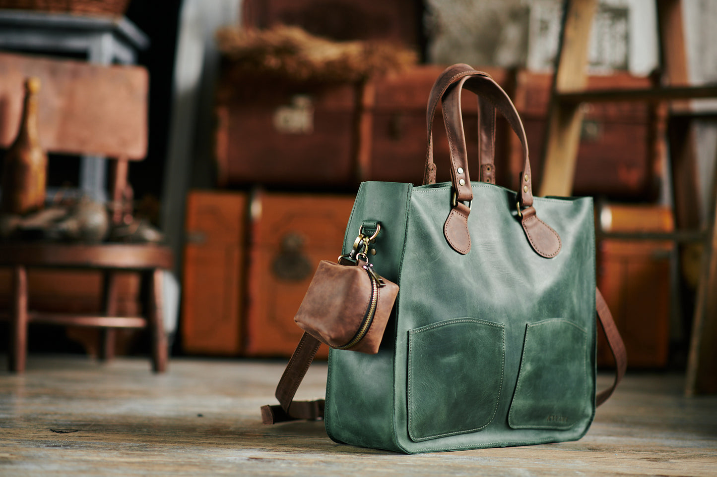 _Handgefertigter Leder-shopper mit Zubehörtasche (Necessaire)