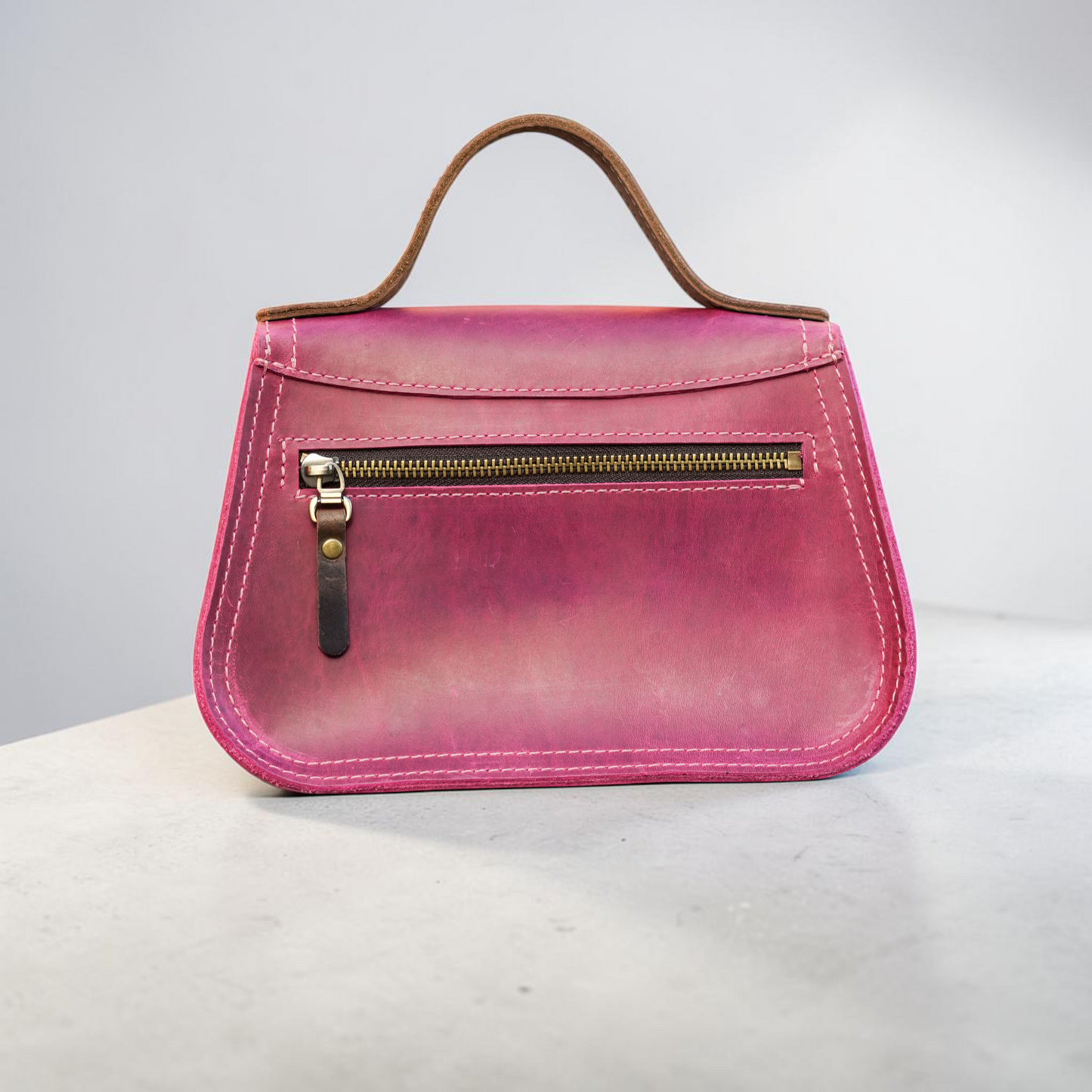 Kleine Leder Umhängetasche mit Griff – handgefertigte Damen Crossbody Tasche