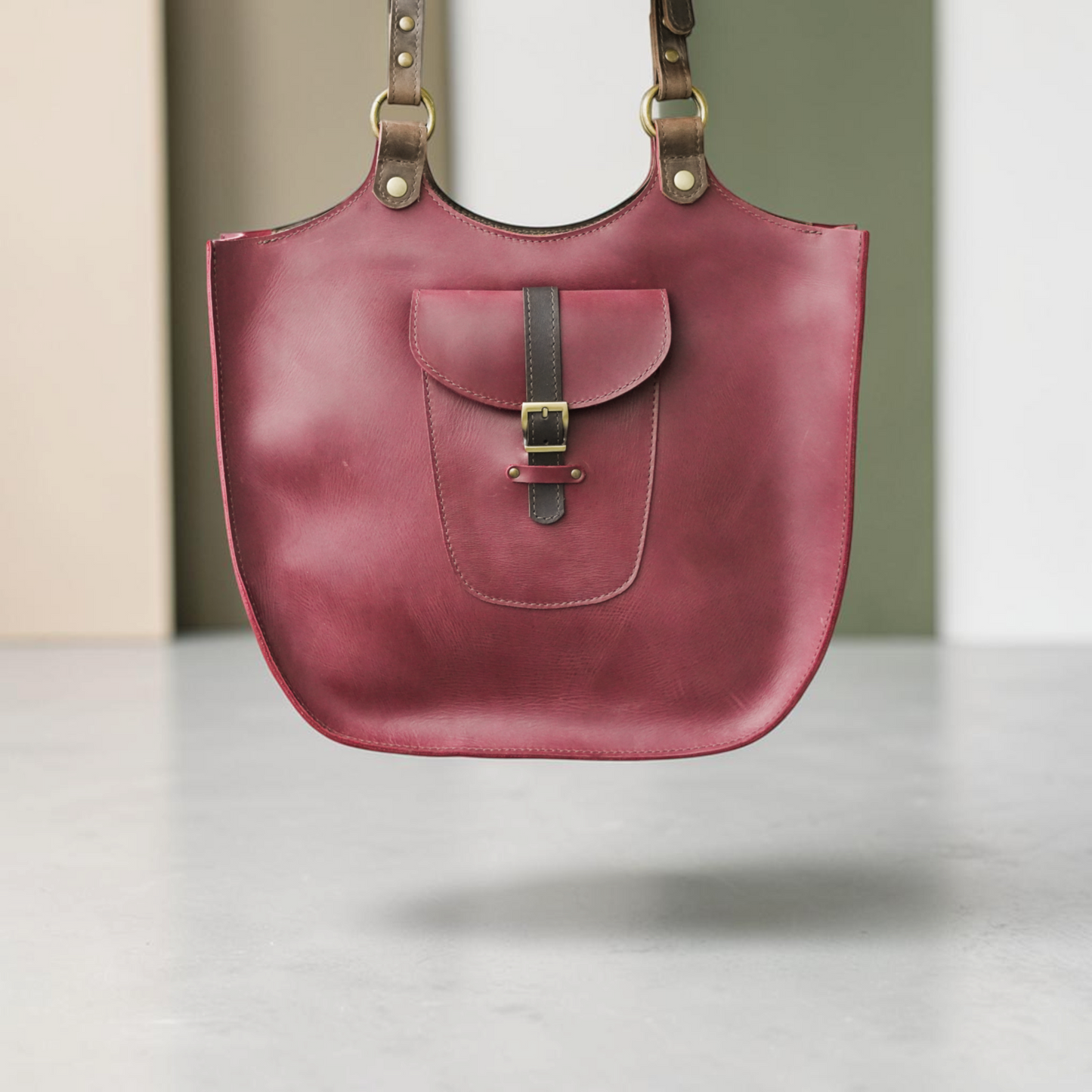 Tote Bag Damen aus Leder handgemacht mit Fronttasche und verstellbaren Henkeln