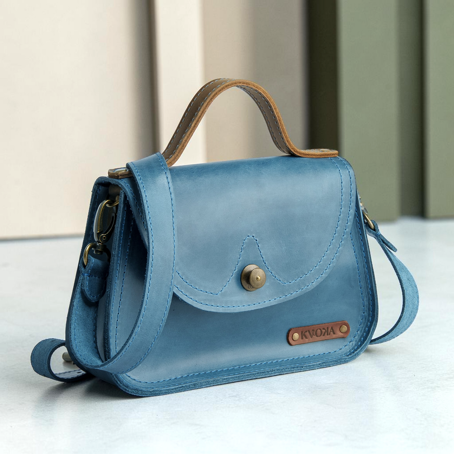 Kleine Leder Umhängetasche mit Griff – handgefertigte Damen Crossbody Tasche