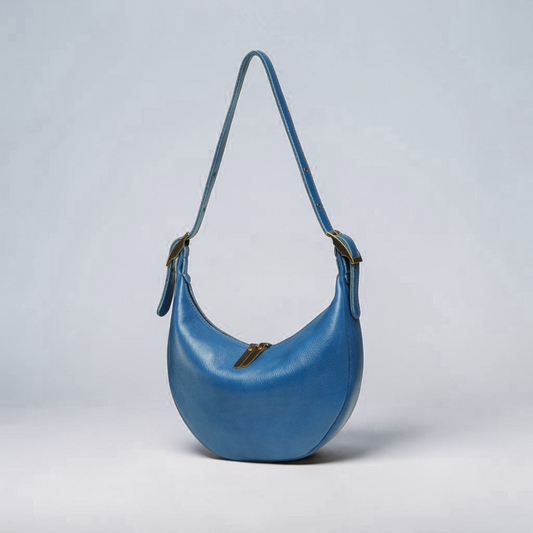 Halbmond Tasche für Damen aus Leder mit Reißverschluss und verstellbarem Riemen handgemacht